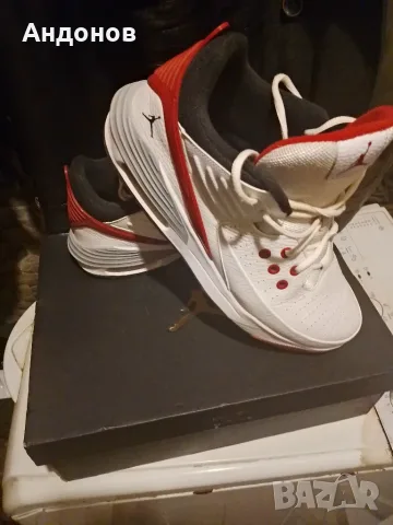 Jordan 45 номер Ретро Оригинал, снимка 3 - Маратонки - 56269733