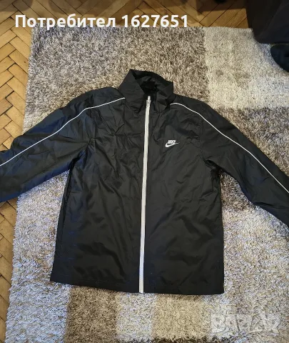 Оригинално яке Nike M, снимка 4 - Якета - 56015714