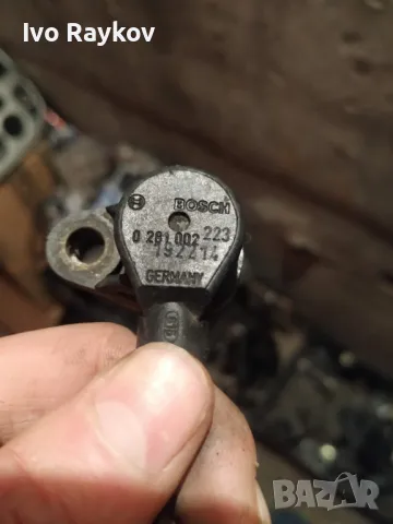 Датчик колянов вал за Ауди А6 Ауди А4 А8 Пасат Audi A6 A4 B6 B7 A8, 0281002223, снимка 2 - Части - 48463443