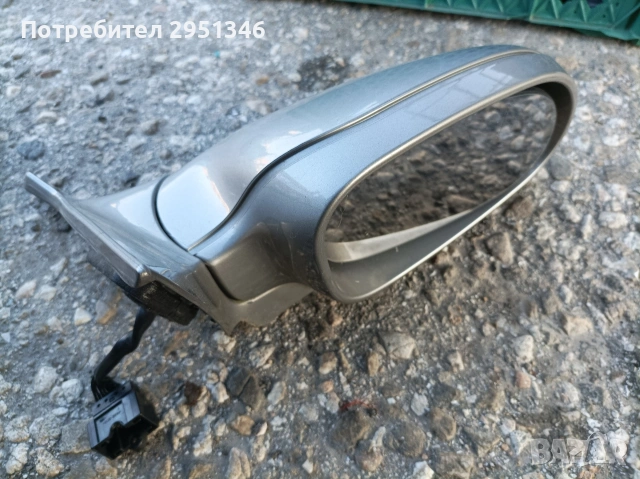 странично огледало Mercedes CLK W209, снимка 2 - Части - 53668980