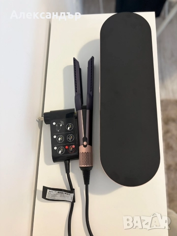 Dyson Airstrait - като нов, снимка 3 - Друга електроника - 52879400