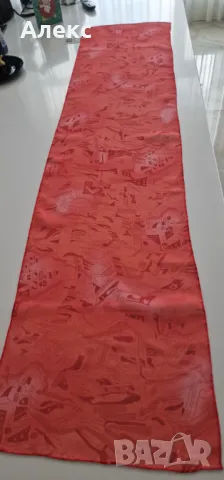 Немски копринен шал Giada, Нов!, снимка 3 - Шалове - 49322881