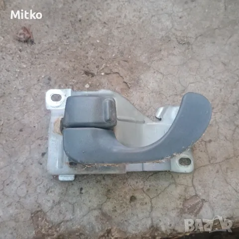 Дръжка Вътрешна Лява За Митсубиши Колт 1998г / Mitsubishi Colt 1998y