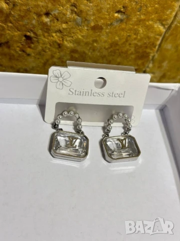 обеци louis vuitton chanel Bvlgari christian dior fendi , снимка 14 - Обеци - 50653301