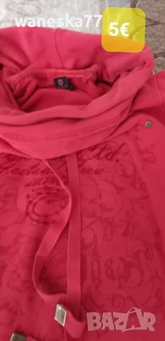 Дамски суичъри и блузки от 3 до 5€, S/M, снимка 9 - Суичъри - 55858137