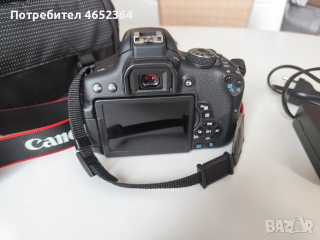 Фотоапарат Canon EOS 750D, снимка 3 - Фотоапарати - 52431767