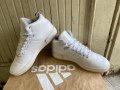 ''Adidas Veritas Lea''оригинални маратонки 44 номер, снимка 2