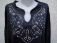 4XL Нова блуза с кристални капси в черно, снимка 2