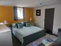 Прекрасна двуетажна къща в село Кривня, област Варна , снимка 10