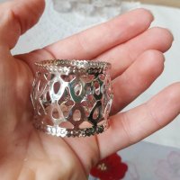 Красиви метални пръстени за текстилни салфетки, закупени от Англия, снимка 3 - Антикварни и старинни предмети - 40209456
