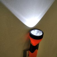 LED фенер до 150 метра презареждащ се в контакт, снимка 8 - Лед осветление - 42493812