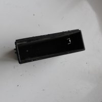 Шкафче фолксваген сеат vw Seat 6K0857925, снимка 1 - Части - 39724780