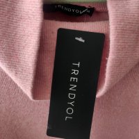 НАМАЛЕНА - Trendyol нова розова блуза с поло яка тип туника , снимка 4 - Блузи с дълъг ръкав и пуловери - 41104352