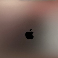 Лаптоп Apple MacBook Pro 15.4" (Late 2016) (A1707), снимка 2 - Лаптопи за работа - 44825215