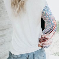 Дамски топ в бяло с ефектни ръкави на цветя, снимка 4 - Блузи с дълъг ръкав и пуловери - 39636321