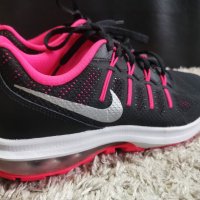 Оригинални дамски маратонки Nike 38.5, снимка 4 - Маратонки - 44238570