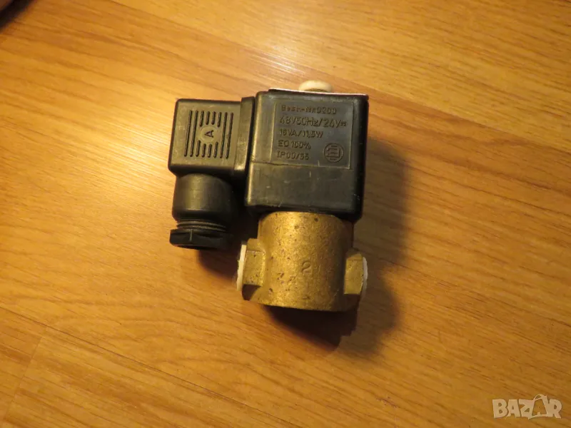 Български електромагнет вентил 1/4 захранване 48 волта променливо или 24 волта право ЗИТА -Русе., снимка 1