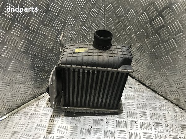 Интеркулер за Hyundai Trajet, 2.0CRDI, 2004г., снимка 1