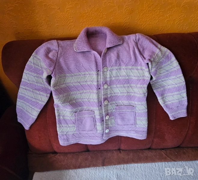 Детска плетена жилетка, снимка 1