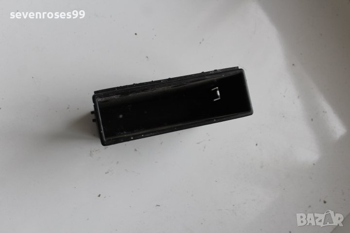 Шкафче фолксваген сеат vw Seat 6K0857925, снимка 1