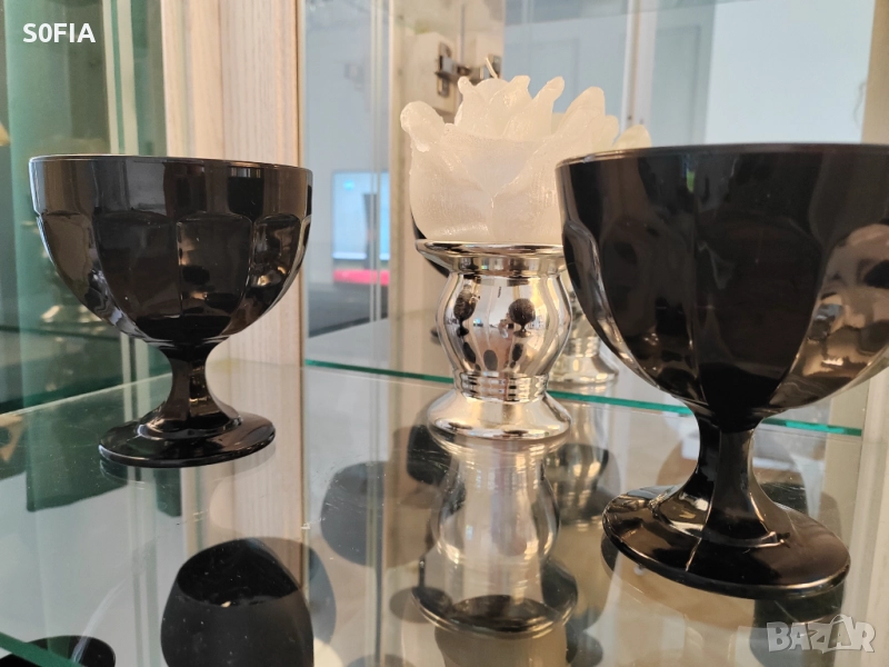 Fidenza Italy купички за сладолед Винтидж обсидианово Италианско стъкло, снимка 1