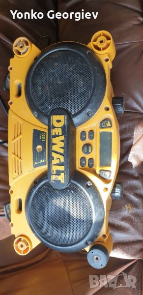 строително радио за ремонт или части, снимка 1