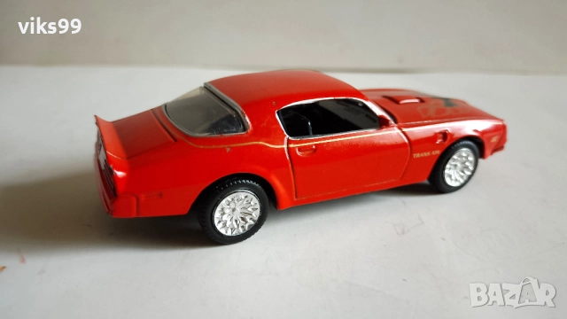 Pontiac Firebird Trans Am 1977 Motormax - Мащаб 1:43, снимка 5 - Колекции - 52403345