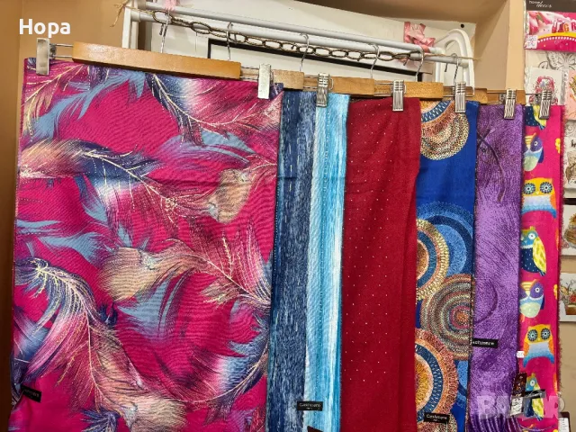 Дамски шалове Кашмир , снимка 6 - Шапки - 17646951