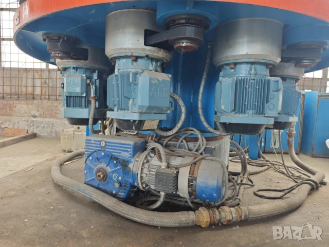 машина за части, снимка 2 - Резервни части за машини - 50674634