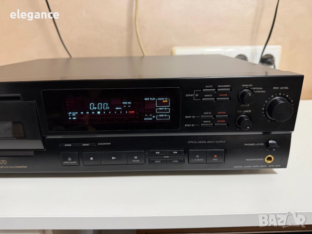 Sony DTC-670 DAT дек, снимка 3 - Ресийвъри, усилватели, смесителни пултове - 52705469