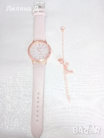 Дамски часовник в комплект с красива гривна роза, снимка 2 - Гривни - 44583771