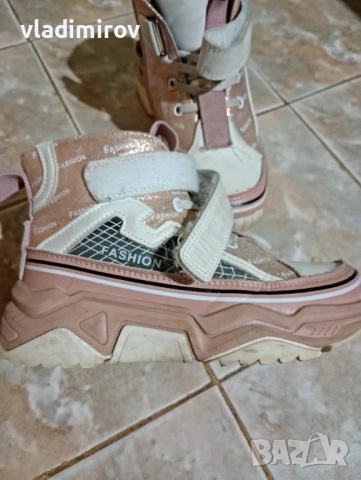 В добро състояние , снимка 2 - Детски боти и ботуши - 52423851