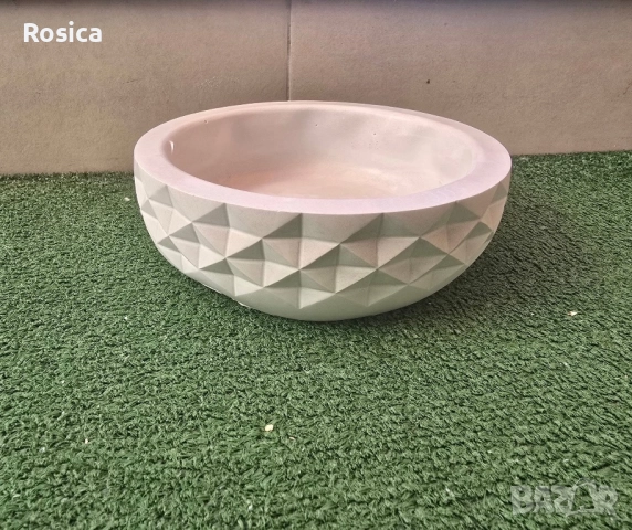 Кашпи, снимка 3 - Саксии и кашпи - 51540273