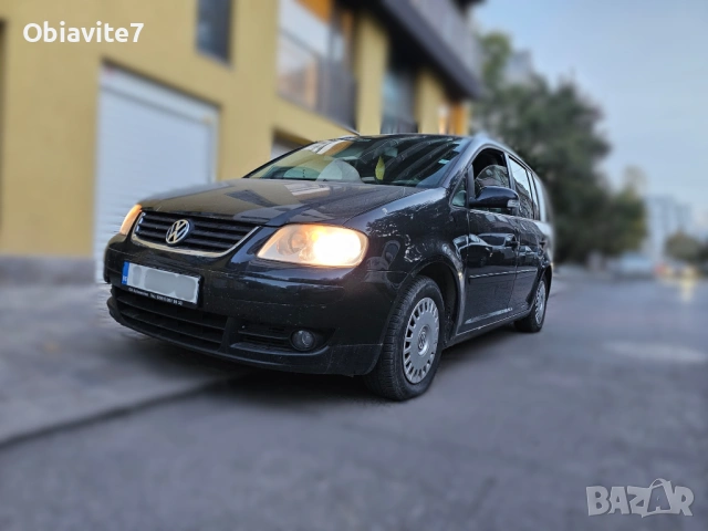 VW Touran 2.0 FSI, 2004 г., снимка 11 - Автомобили и джипове - 53223441