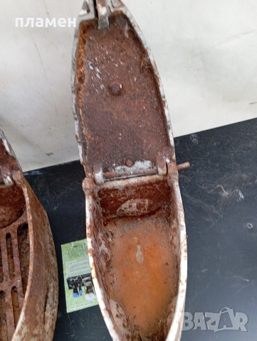 Продавам стари ютии използвани за гладене ,нямат счупено,два броя., снимка 8 - Антикварни и старинни предмети - 53108289