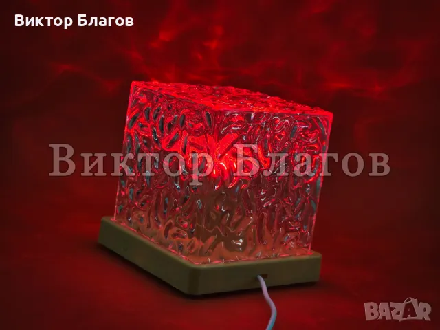 Квадратна лампа проектор - въртяща, снимка 7 - Настолни лампи - 49853322