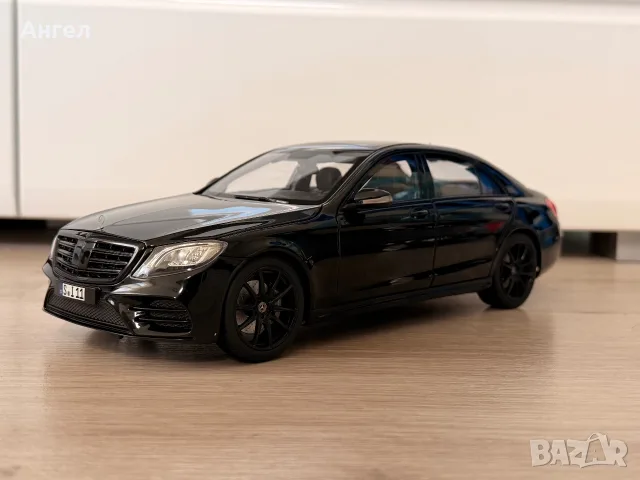 Колекционерски модели 1:18, снимка 7 - Колекции - 56245240