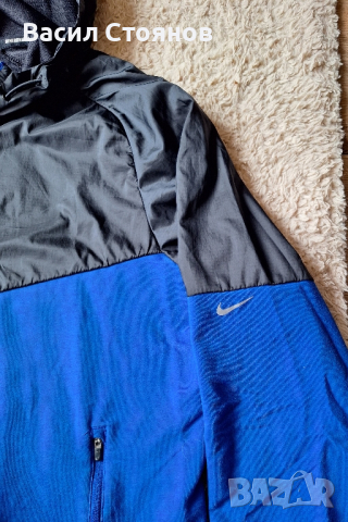 Nike горнище с качулка размер L, снимка 3 - Спортни дрехи, екипи - 44600630
