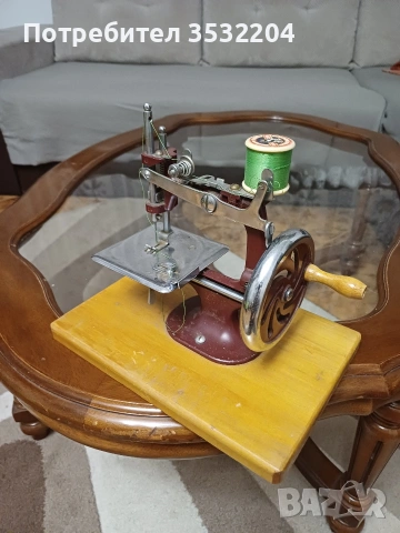 Колекционерска шевна машина, снимка 6 - Колекции - 53088349