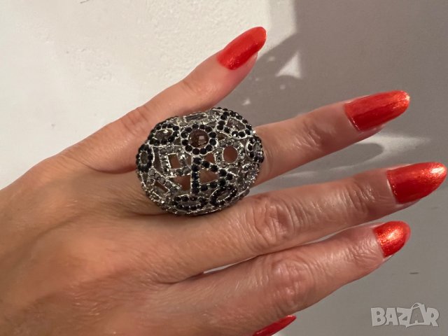 Уникален пръстен с кристали, снимка 3 - Пръстени - 41699490