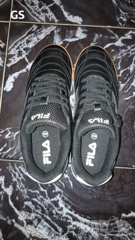 Продавам мъжки черни маратонки FILA номер 40