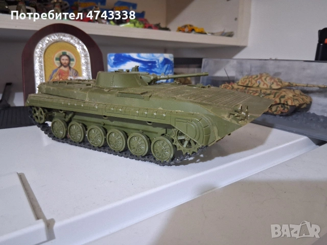 1:87 1:43 1:72 1:35  военни мащабни модели на танкове и автомобили , снимка 5 - Колекции - 53563604
