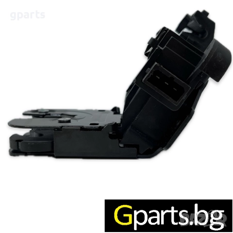 AUDI  A3 8P/8PA / A4 B8 / A6 C6 / Q7 – Брава за врата на багажник (OEM: 8P4827505B / 8P4827505C), снимка 3 - Части - 52104699