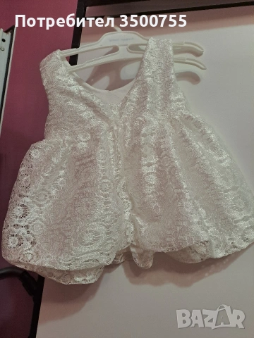 Красива бяла рокля , снимка 2 - Детски рокли и поли - 53633387