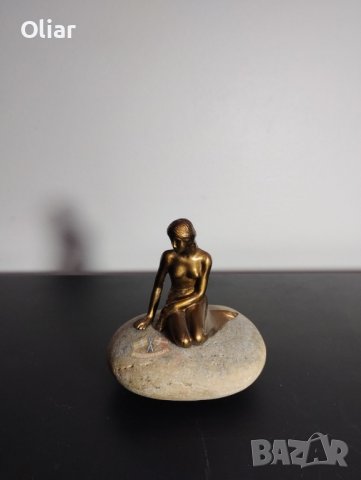 Прекрасна винтидж статуетка на Малката русалка върху камък. , снимка 5 - Антикварни и старинни предмети - 44150971