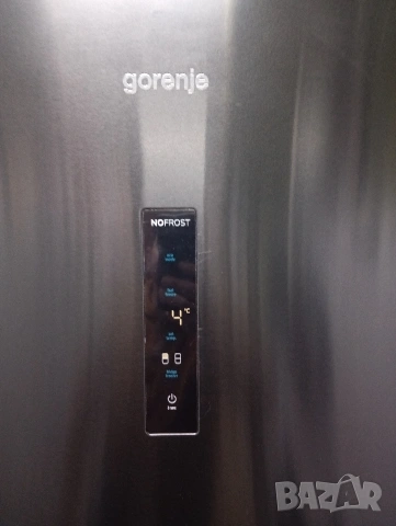 Чисто нов черен хладилник с фризер Gorenje No Frost А+++ с две години гаранция!, снимка 5 - Хладилници - 53832740