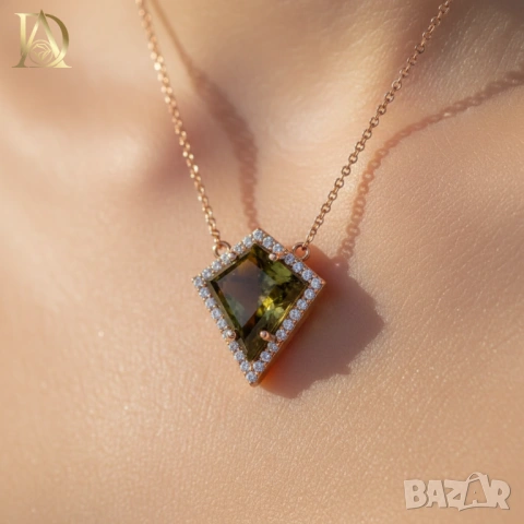 Ново Златно Колие с 3.70кт Естествен Диамант и 0.25кт Естествени Диаманти, снимка 3 - Колиета, медальони, синджири - 53370660