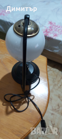 Продавам ношна лампа , снимка 2 - Лампи за стена - 44725412
