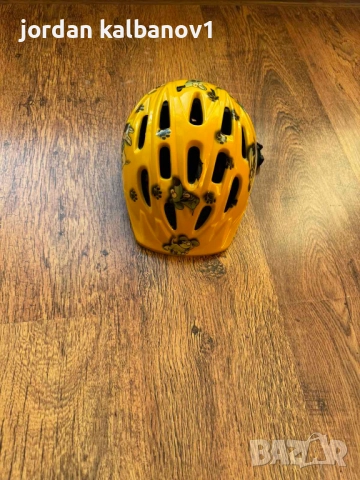 Жълта с кученца каска за велосипед или други спортове само за 10лв. crosswave