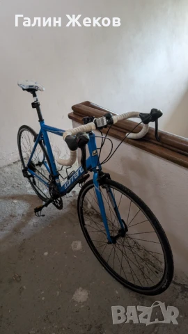 Шосеен велосипед Carrera